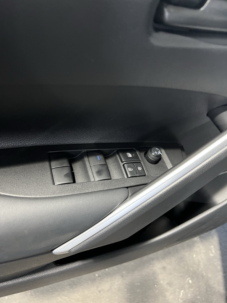 Thumbnail: 2026 Toyota Corolla Cross - 30