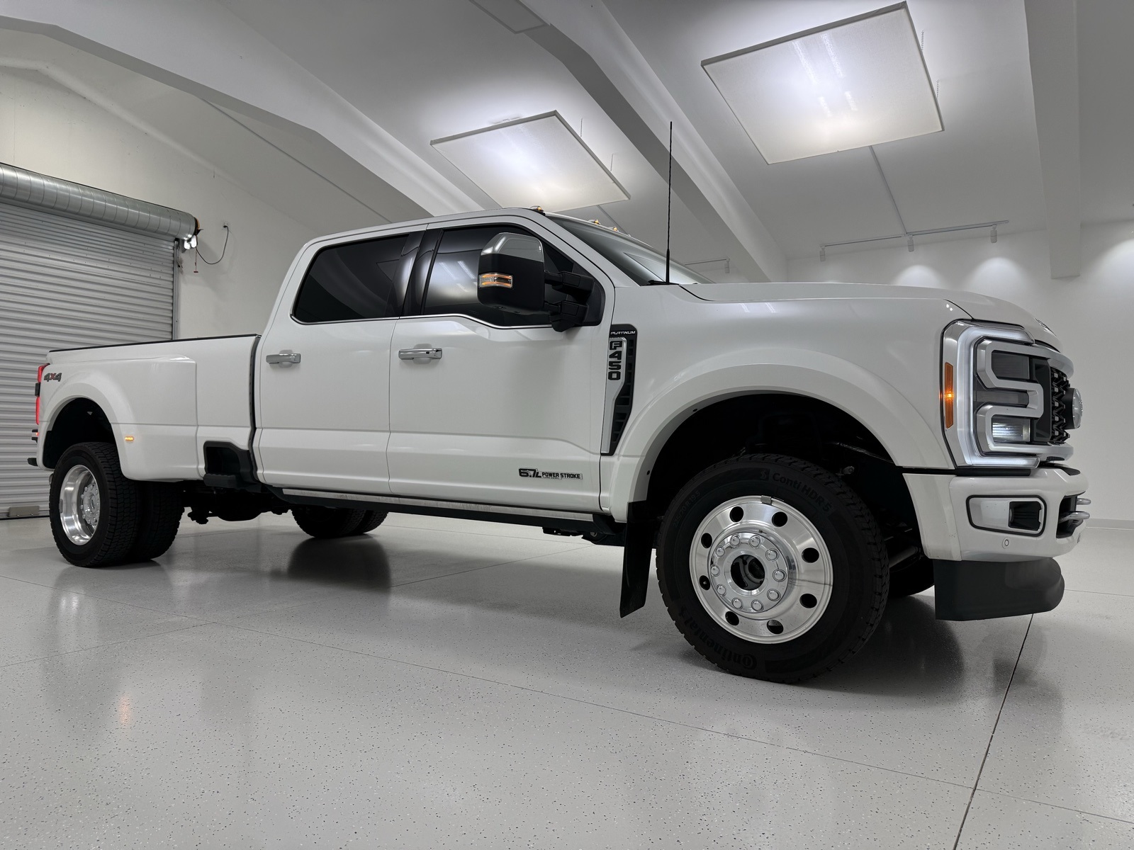 2023 Ford F-450 Super Duty Platinum Crew Cab LB DRW 4WD
