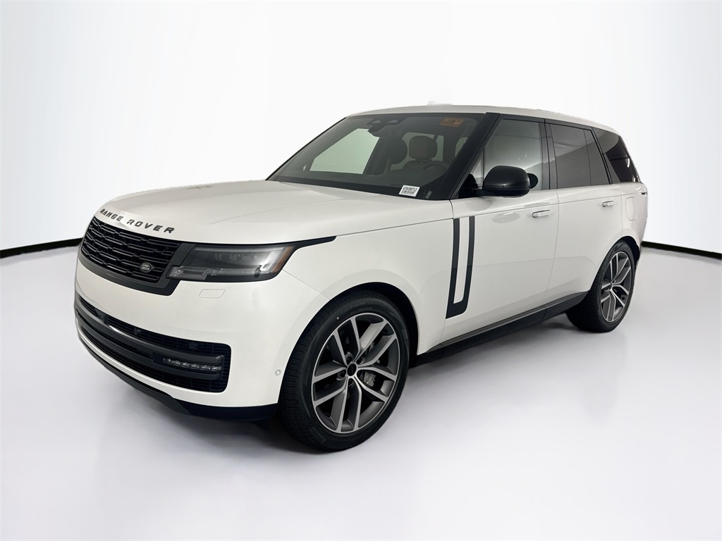 2026 Land Rover Range Rover P550e SE AWD
