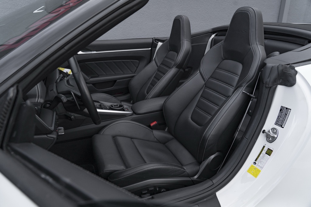 2024 Porsche 911 Turbo - Photo 12