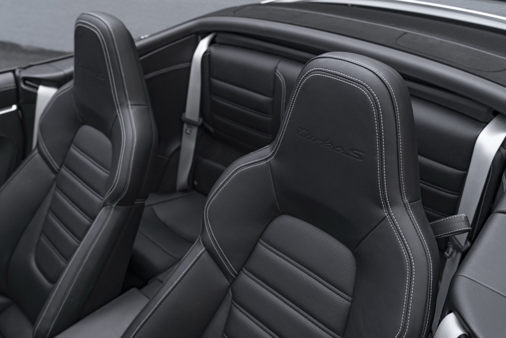 2024 Porsche 911 Turbo - Photo 14