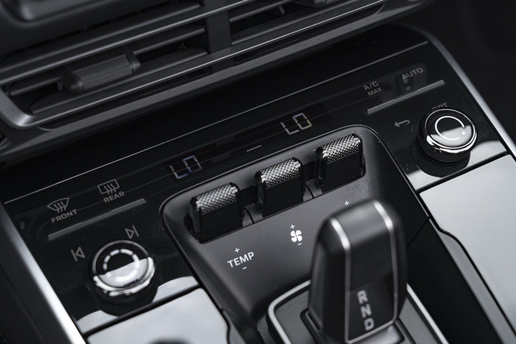 2024 Porsche 911 Turbo - Photo 29