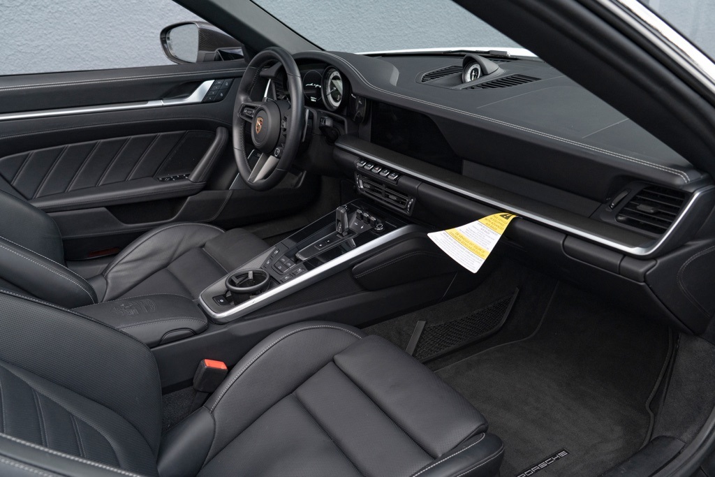 2024 Porsche 911 Turbo - Photo 40