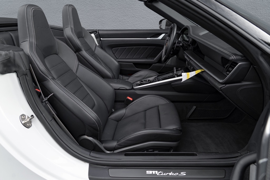 2024 Porsche 911 Turbo - Photo 45
