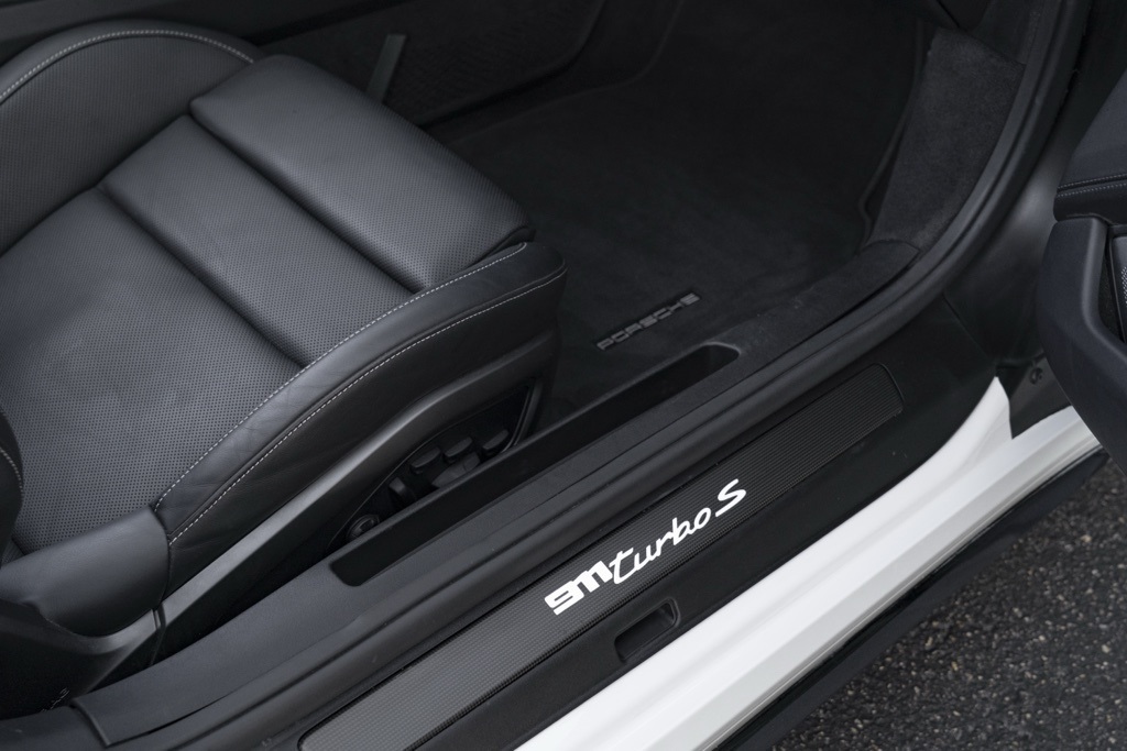 2024 Porsche 911 Turbo - Photo 46