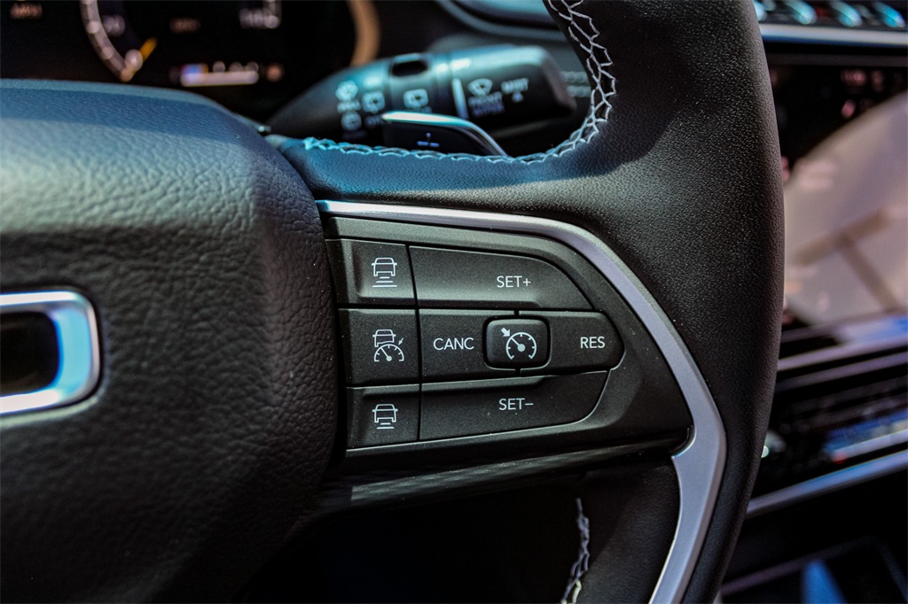 New Car 2025 Jeep Grand Cherokee L  Altitude For Sale Under $40,000 In San Marcos, Texas