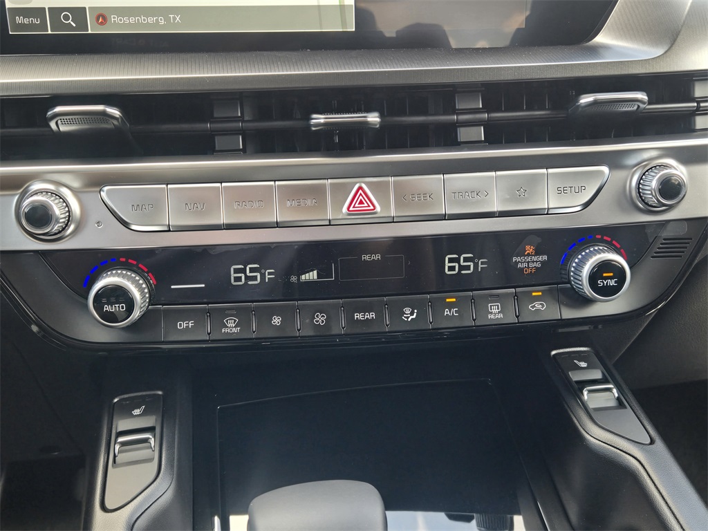 2025 Kia Telluride S Silver at Shottenkirk Kia Fort Bend