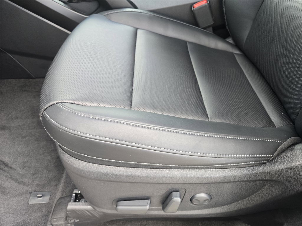 2025 Kia Telluride S Silver at Shottenkirk Kia Fort Bend