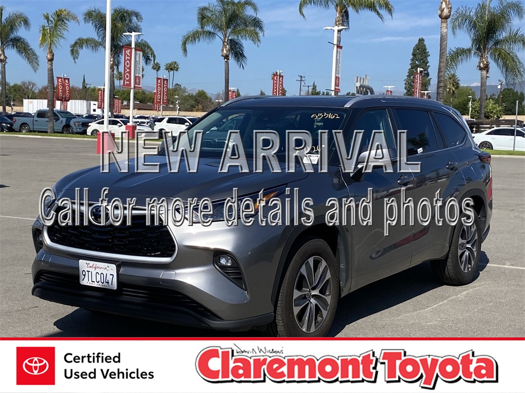 2025 Toyota Highlander XLE FWD