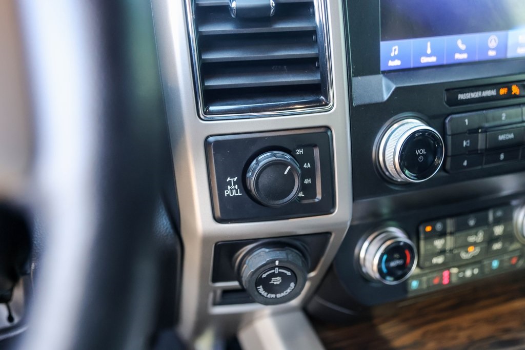 Used Car 2019 Ford F-150  Lariat For Sale Under $30,000 In Austin, Texas