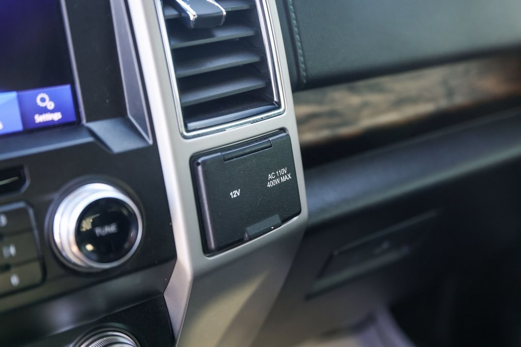 Used Car 2019 Ford F-150  Lariat For Sale Under $30,000 In Austin, Texas