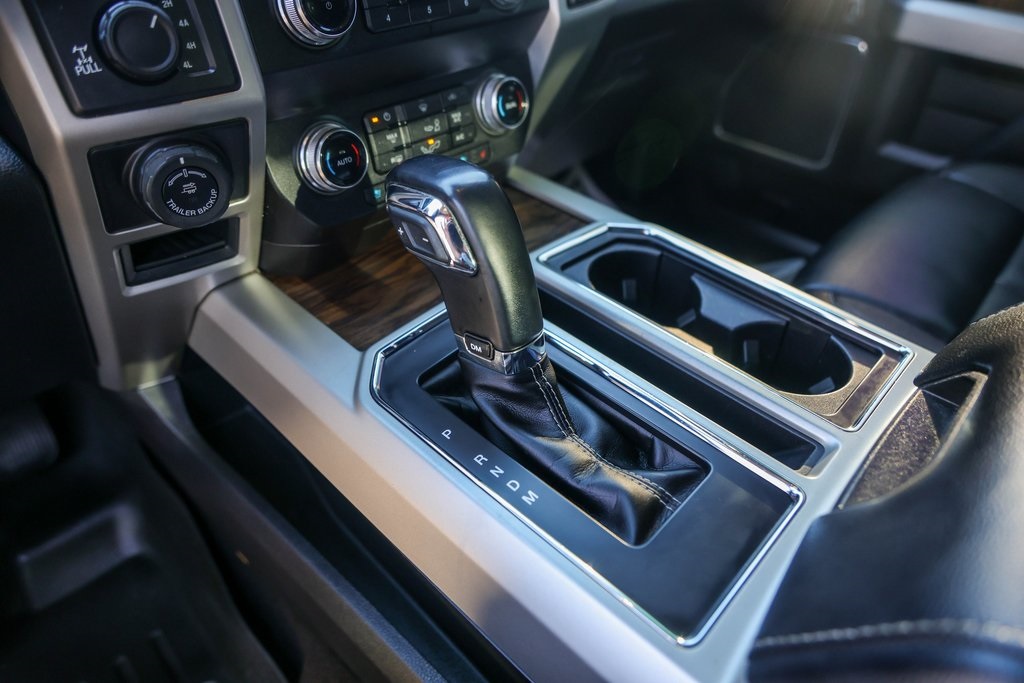 Used Car 2019 Ford F-150  Lariat For Sale Under $30,000 In Austin, Texas