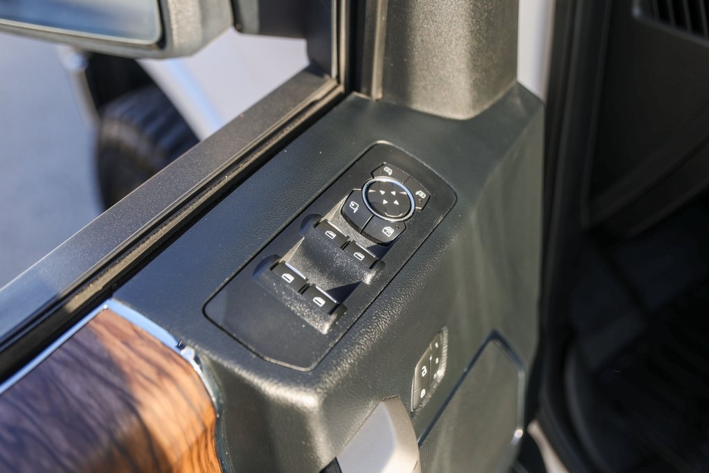 Used Car 2019 Ford F-150  Lariat For Sale Under $30,000 In Austin, Texas