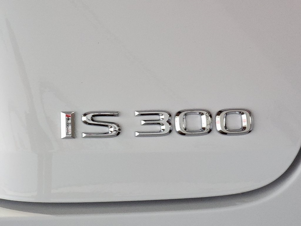 Thumbnail: 2025 Lexus IS - 11