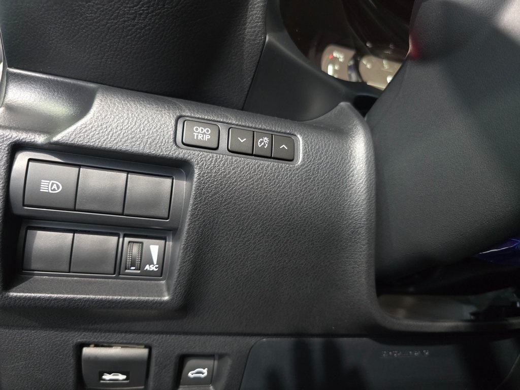 Thumbnail: 2025 Lexus IS - 14