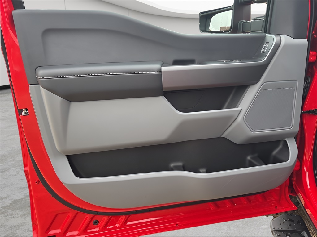 2025 Ford F-350SD