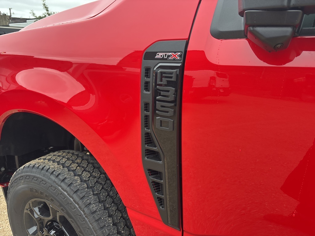 2025 Ford F-350SD
