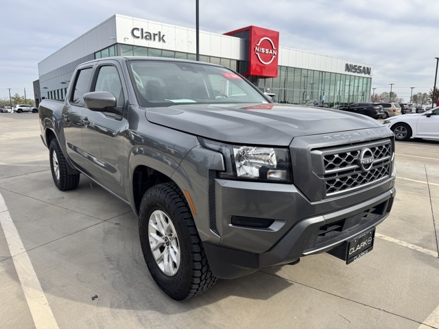 2024 Nissan Frontier SV