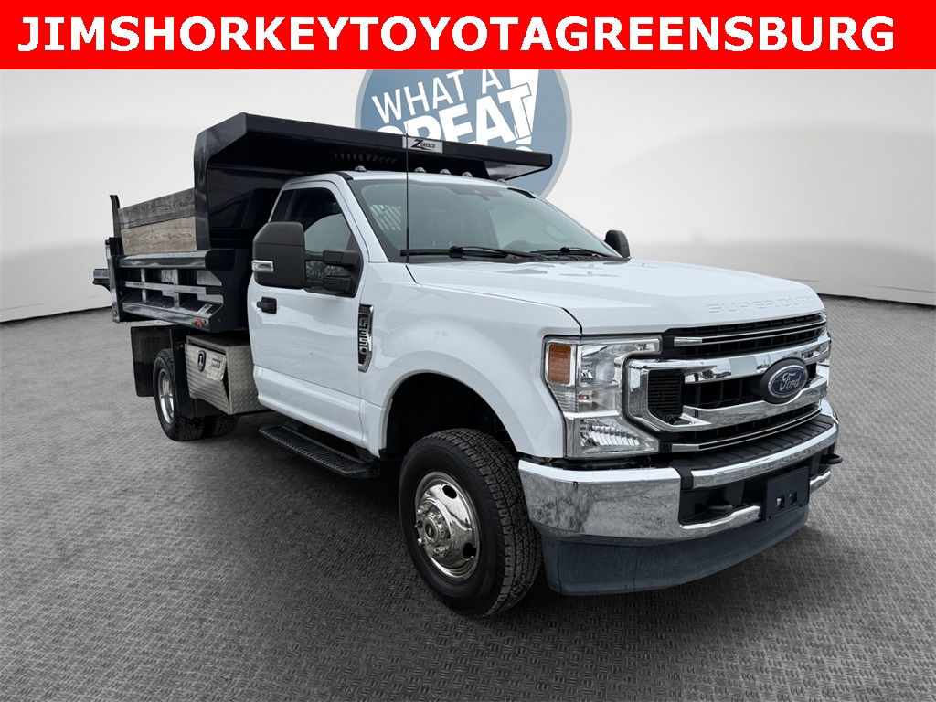 2022 Ford F-350 Super Duty Chassis XL Regular Cab DRW 4WD