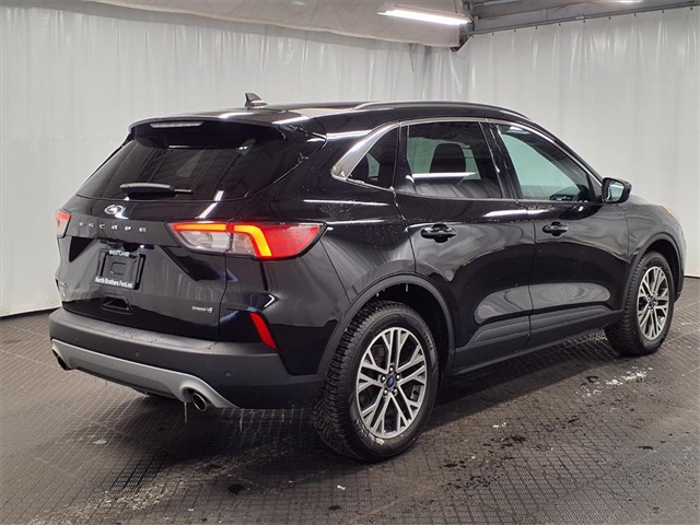 2021 Ford Escape Hybrid