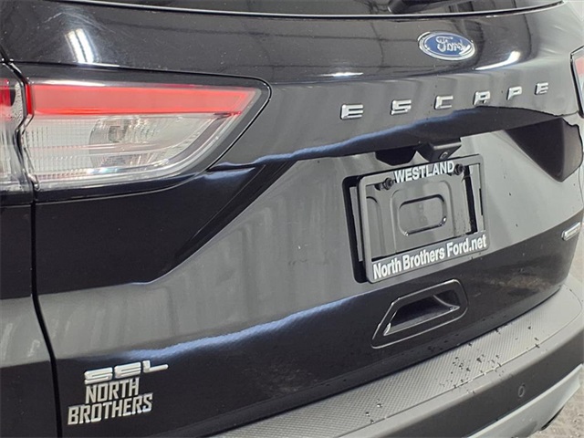 2021 Ford Escape Hybrid