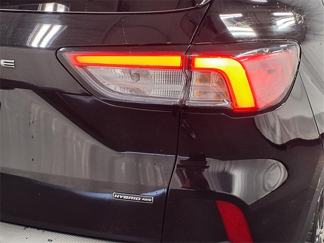 2021 Ford Escape Hybrid