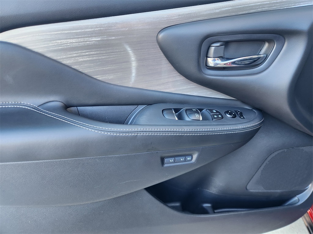 2016 Nissan Murano SL Red at Community Honda