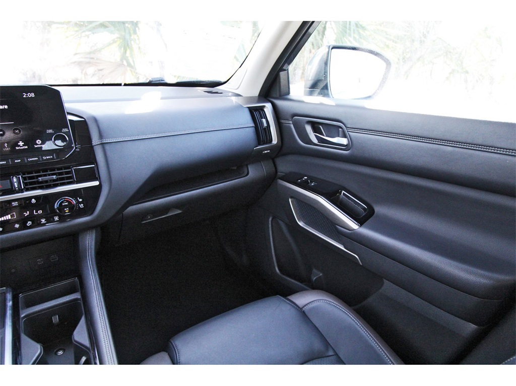 2023 Nissan Pathfinder Platinum Gray at Baytown Hyundai