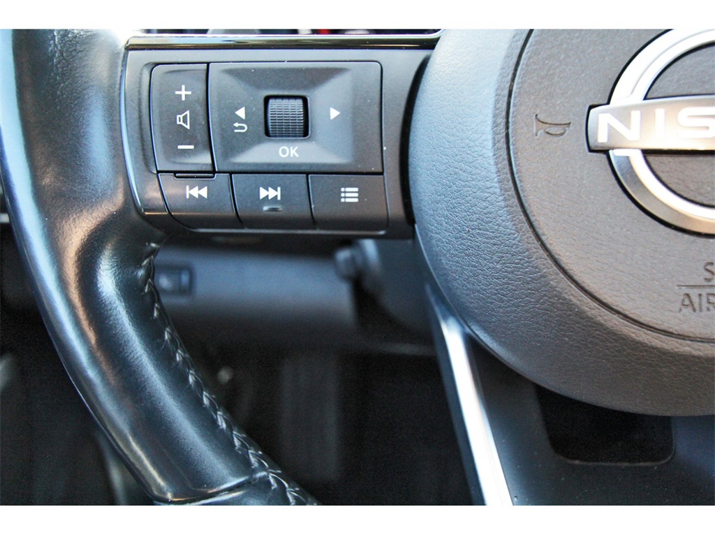 2023 Nissan Pathfinder Platinum Gray at Baytown Hyundai