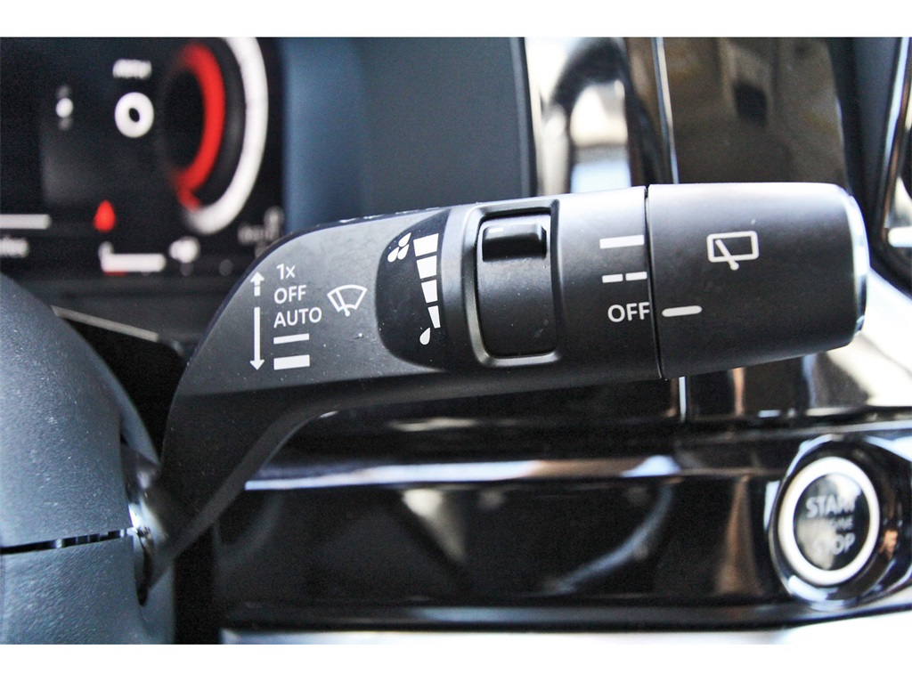 2023 Nissan Pathfinder Platinum Gray at Baytown Hyundai