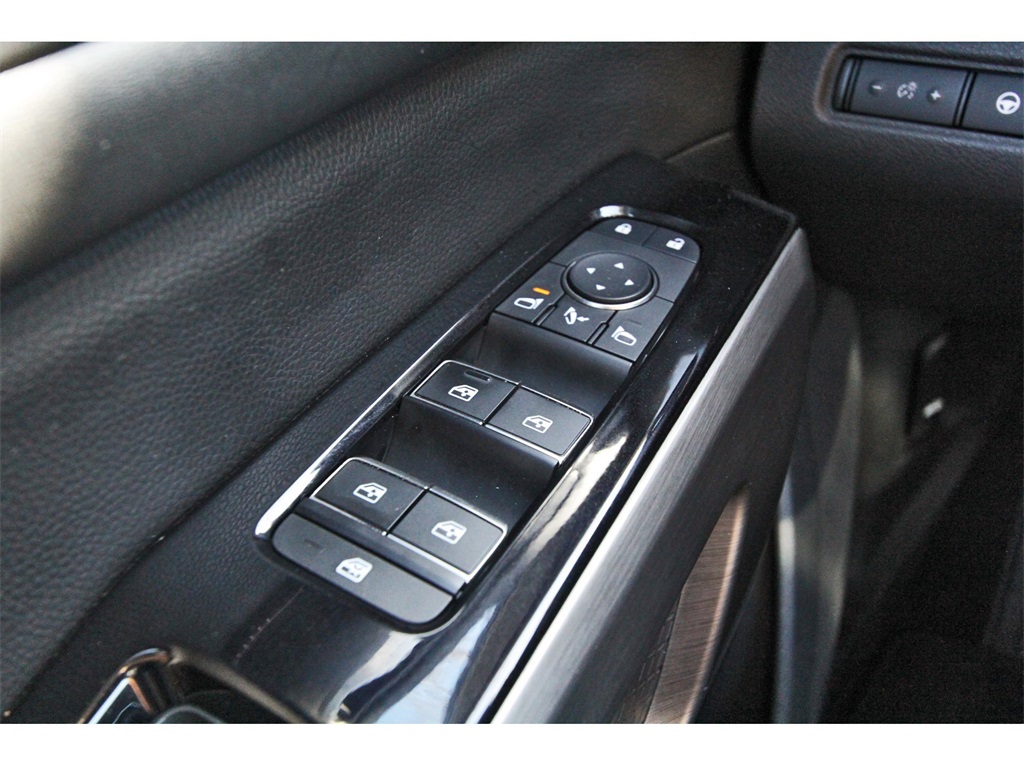 2023 Nissan Pathfinder Platinum Gray at Baytown Hyundai