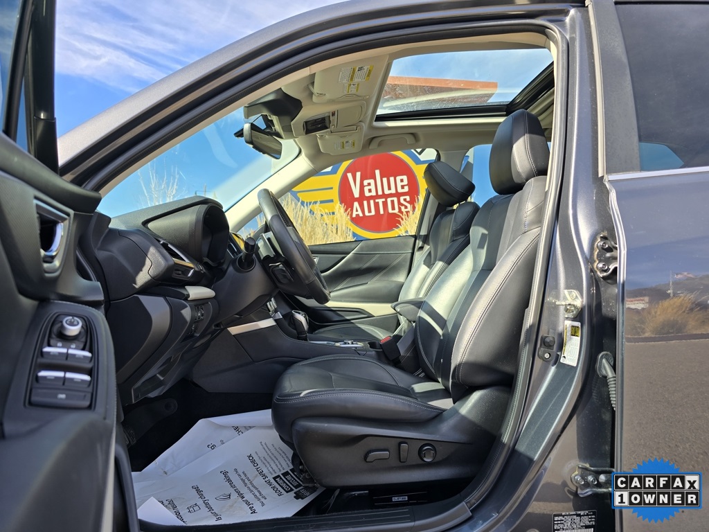 2022 Subaru Forester Limited photo 2