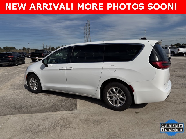 2024 Chrysler Pacifica Touring L White at Mac Haik CDJR North Houston