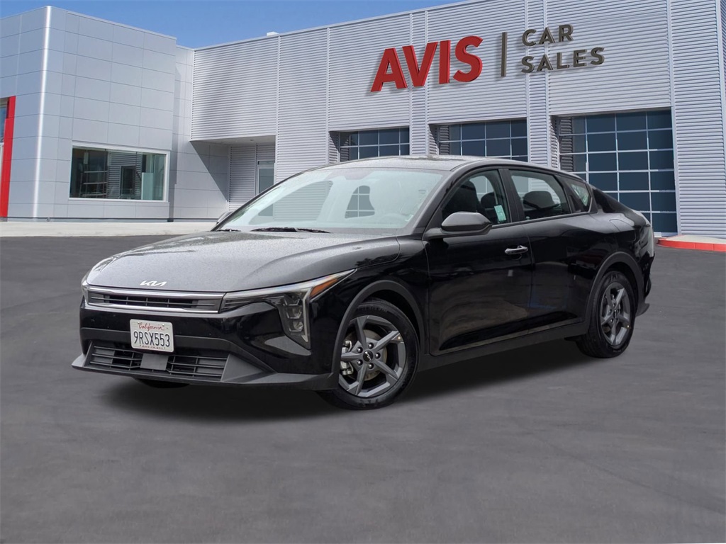 2025 Kia K4 LXS FWD