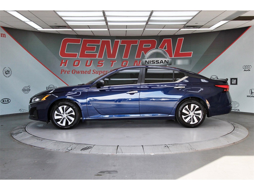 2024 Nissan Altima 2.5 S Blue at Toyota of Victoria