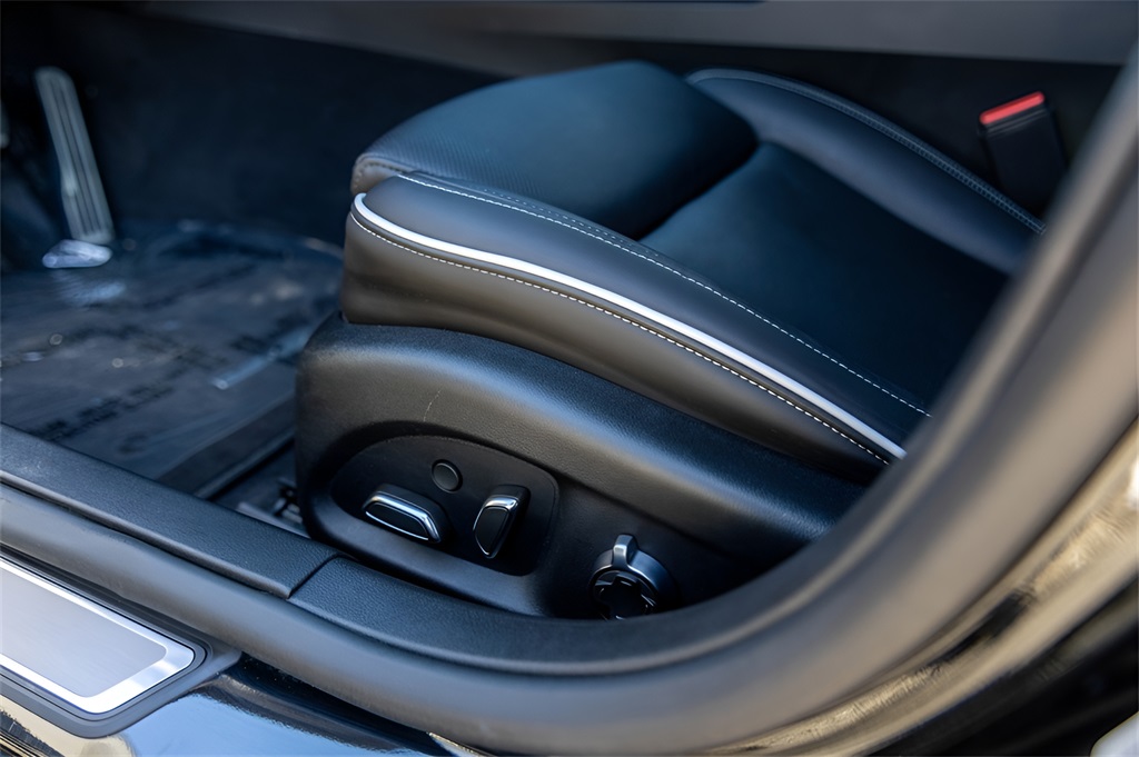 Used Car 2023 Cadillac Ct5  V-series For Sale Under $80,000 In Austin, Texas