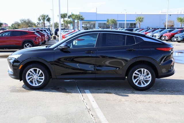 2026 Buick Envista Preferred Black at Big Star Buick GMC