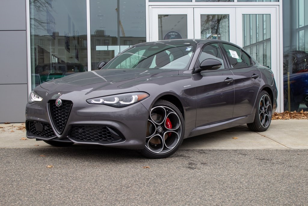 2025 Alfa Romeo Giulia AWD