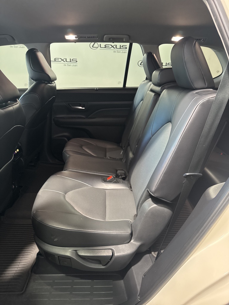 Thumbnail: 2024 Toyota Grand Highlander - 29