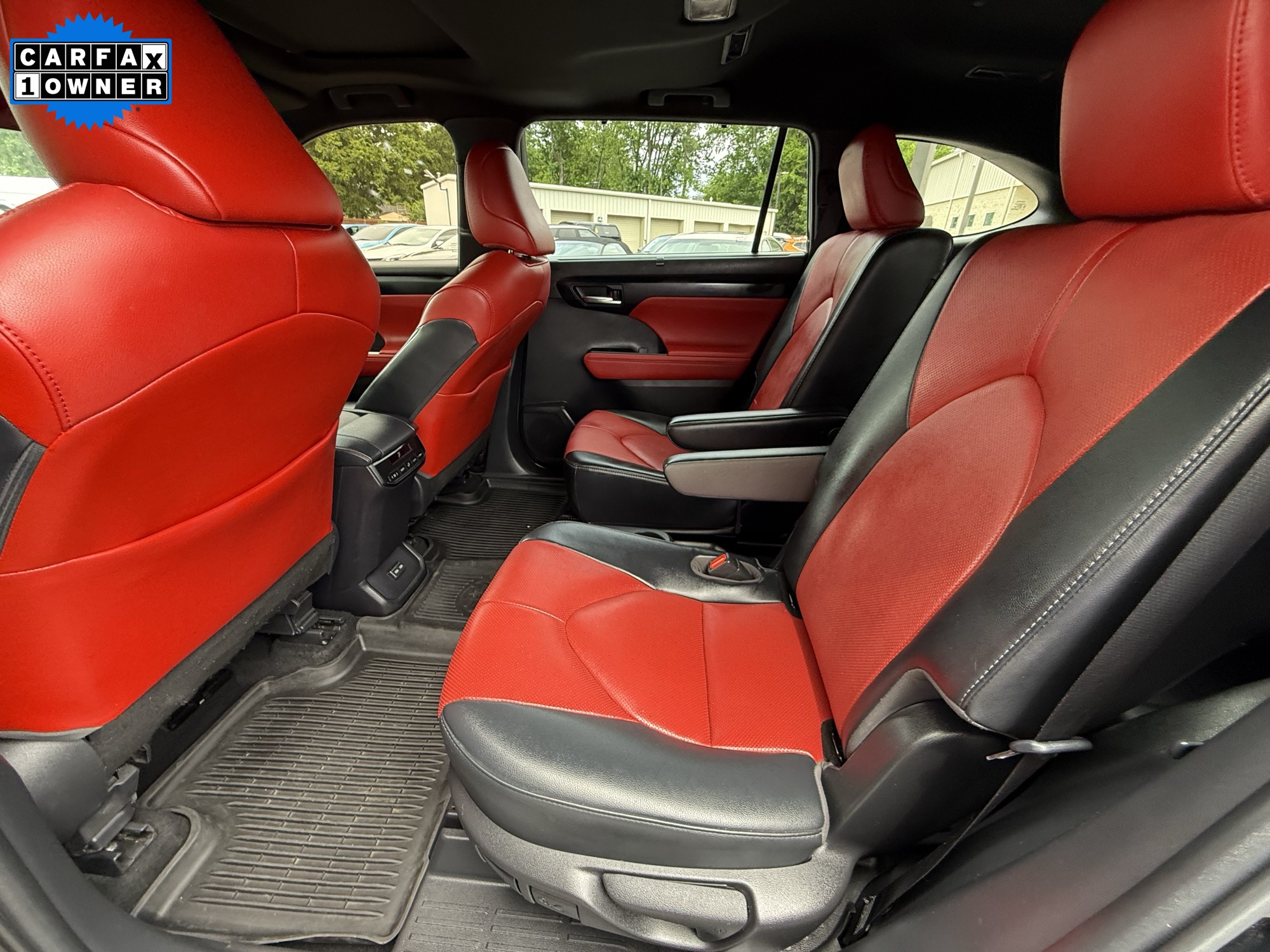 2022 Toyota Highlander XSE photo 11