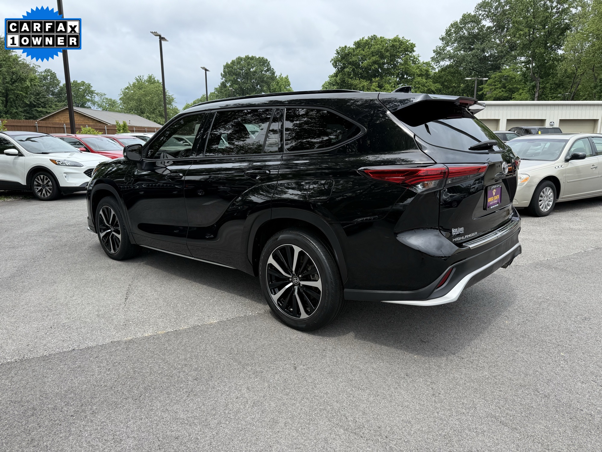 2022 Toyota Highlander XSE photo 3