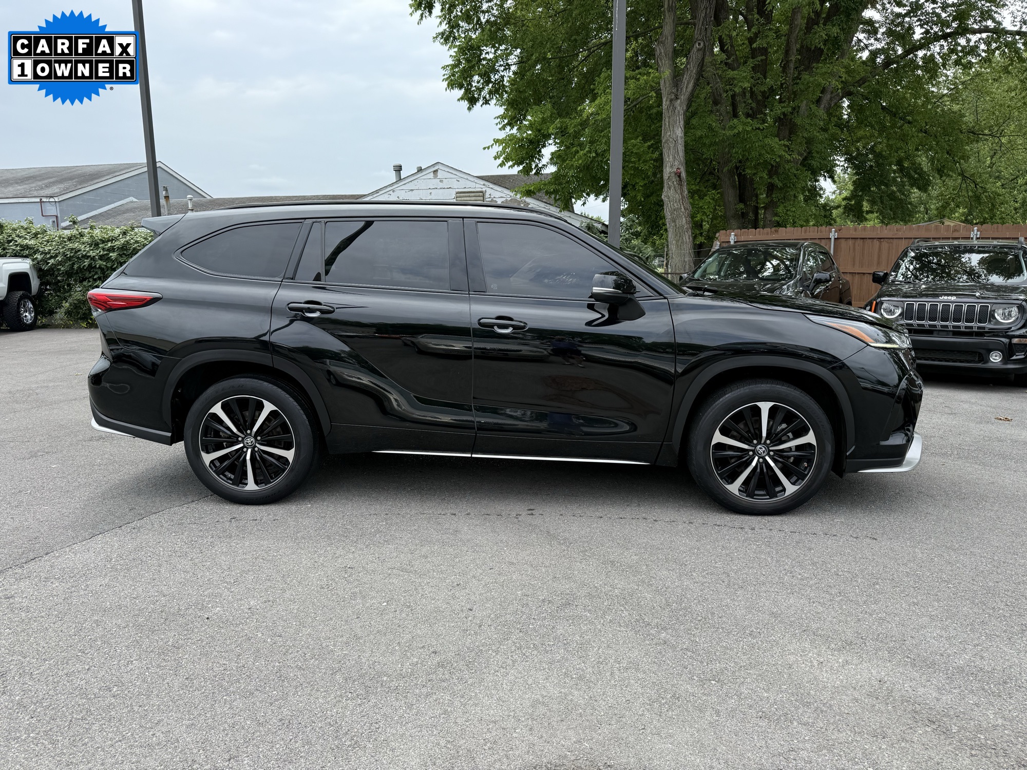 2022 Toyota Highlander XSE photo 5