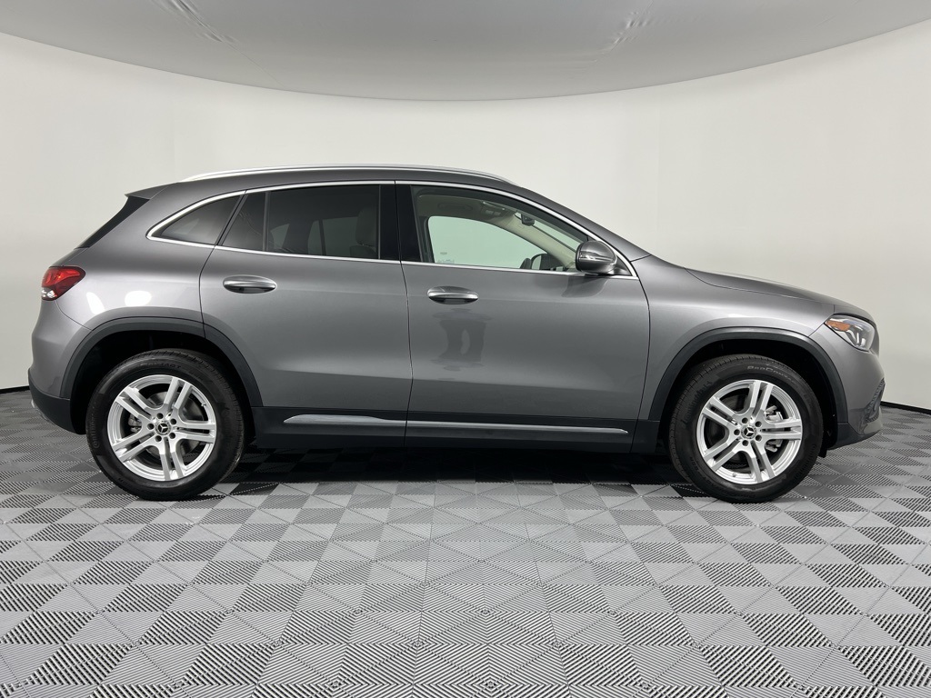 2023 Mercedes Benz GLA 250 4MATIC photo 7