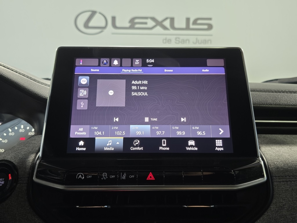 Thumbnail: 2023 Jeep Compass - 21