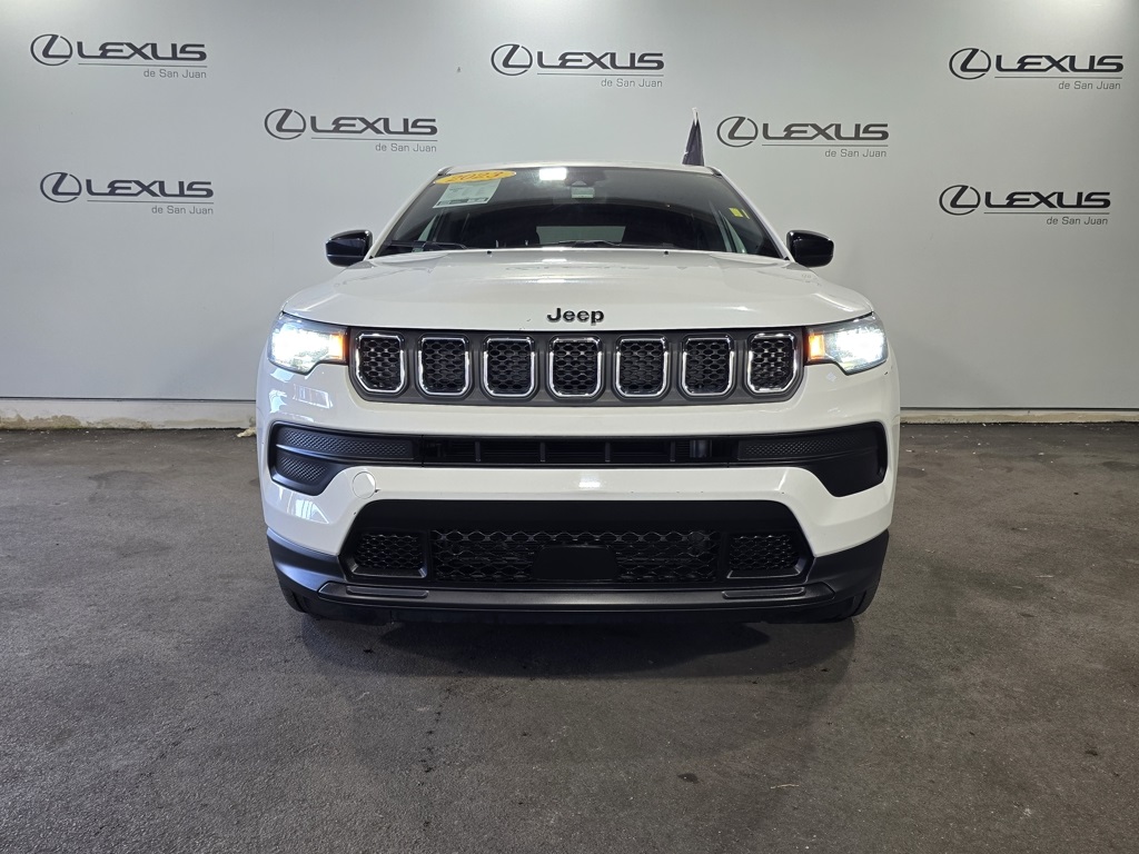 Thumbnail: 2023 Jeep Compass - 6