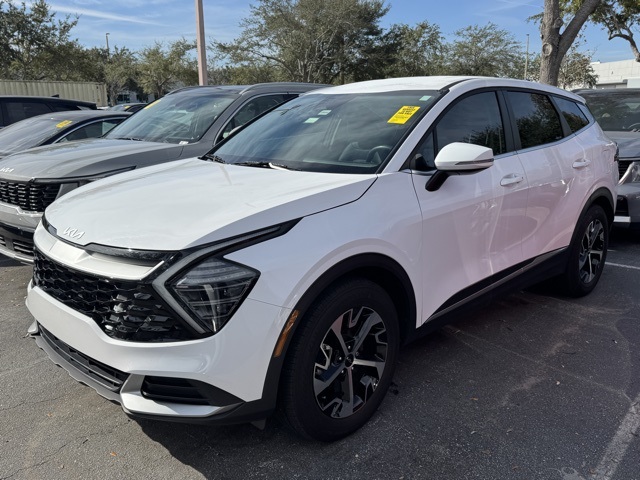 2024 Kia Sportage EX FWD
