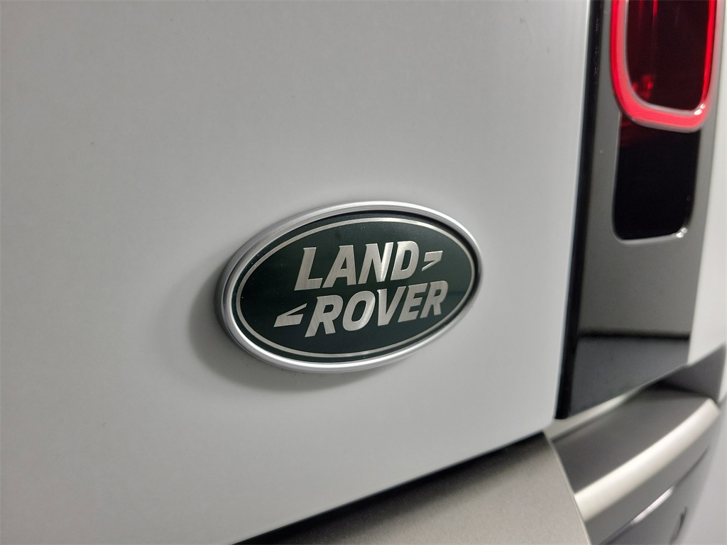 2023 Land Rover Defender 110 X-Dynamic SE White at Ultimate Motorsports