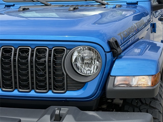 2025 Jeep Gladiator Texas Trail - 6