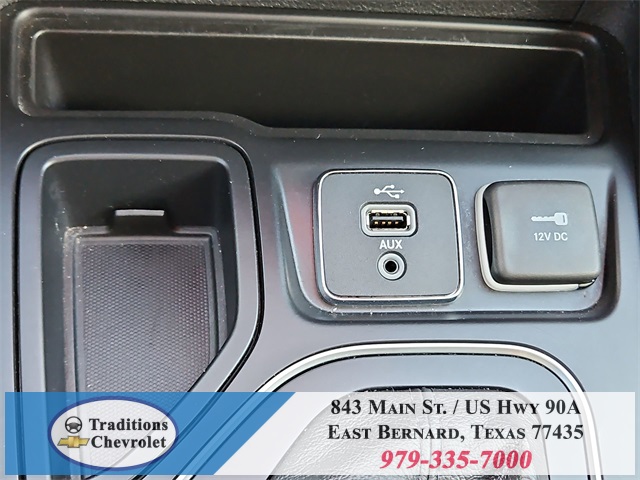 2019 Jeep Cherokee Latitude Silver at Durrett Motor Company