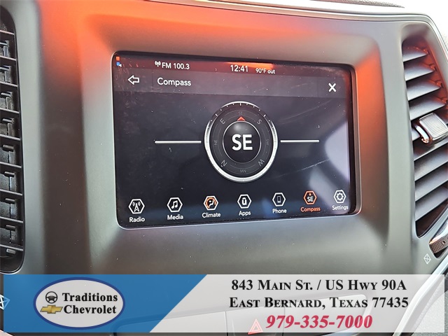 2019 Jeep Cherokee Latitude Silver at Durrett Motor Company